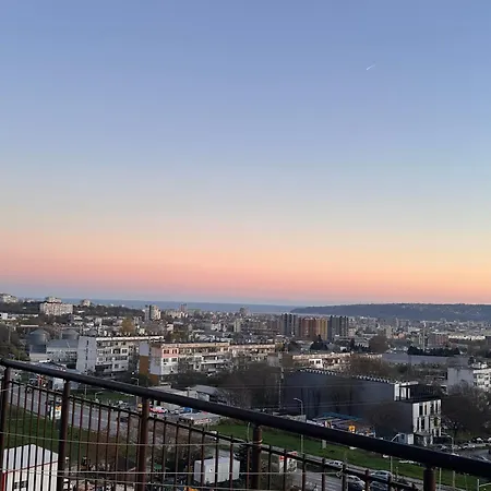 Vyara 60 아파트 *