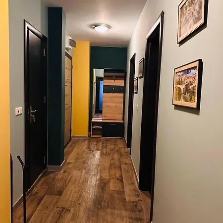 Vyara 60 아파트 *