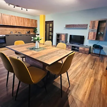 아파트 Vyara 60 *