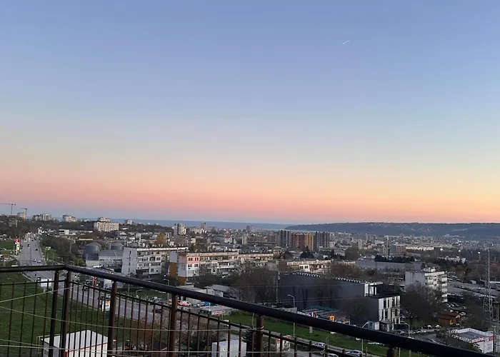 Vyara 60 Apartment *